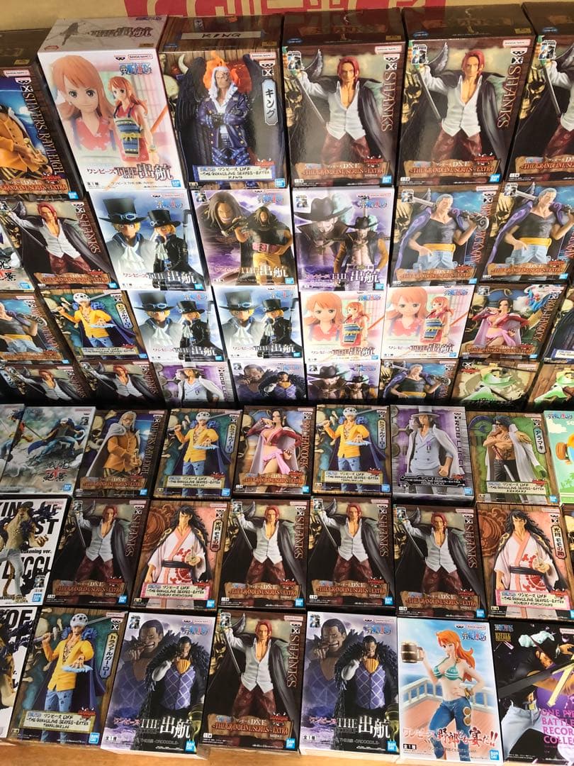 ワンピース　フィギュア　シャンクス　ベックマン　ルッチ　ティーチ　63個