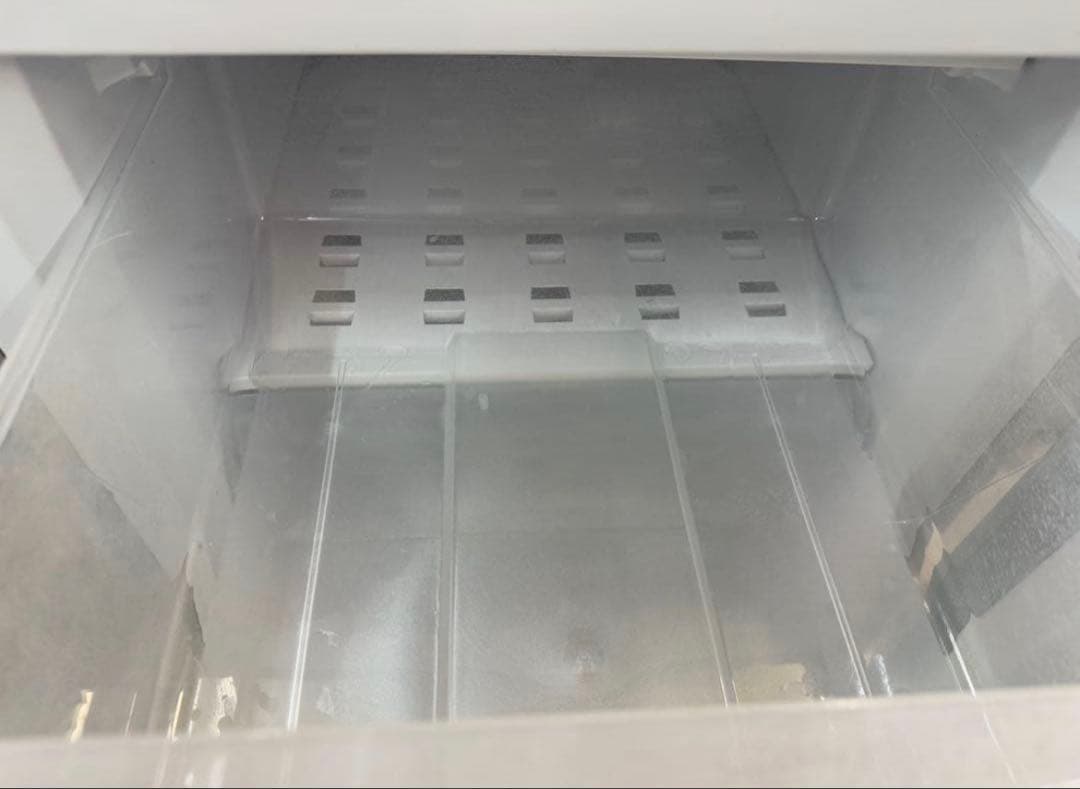 【高年式】 2022年式 138L YAMADA 冷凍庫 YRT-C14H1