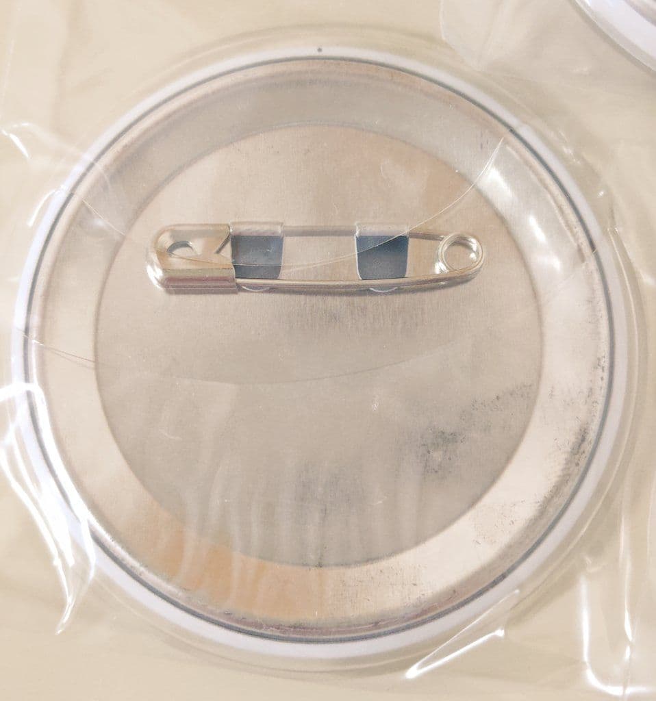 【セール中 非売品】ヘタリア 北欧 ノルウェー アイスランド 特典 缶バッジ