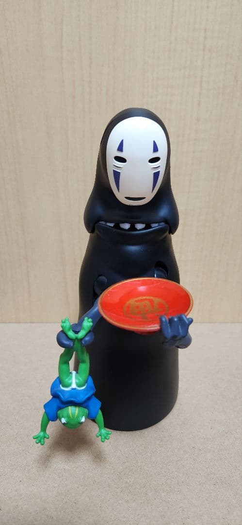 千と千尋の神隠し もっと！むしゃむしゃ貯金箱