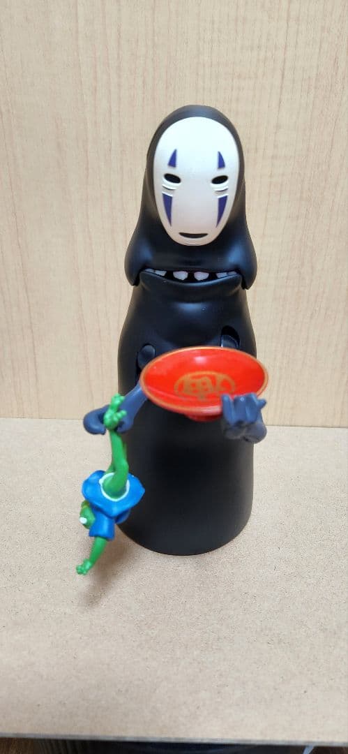 千と千尋の神隠し もっと！むしゃむしゃ貯金箱