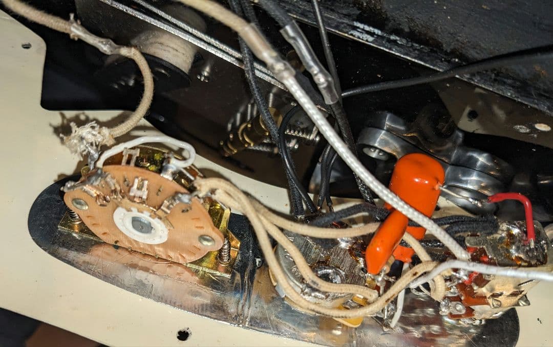 コンポーネント　テレキャスターシンライン　ビグスビー付　重量3.50kg