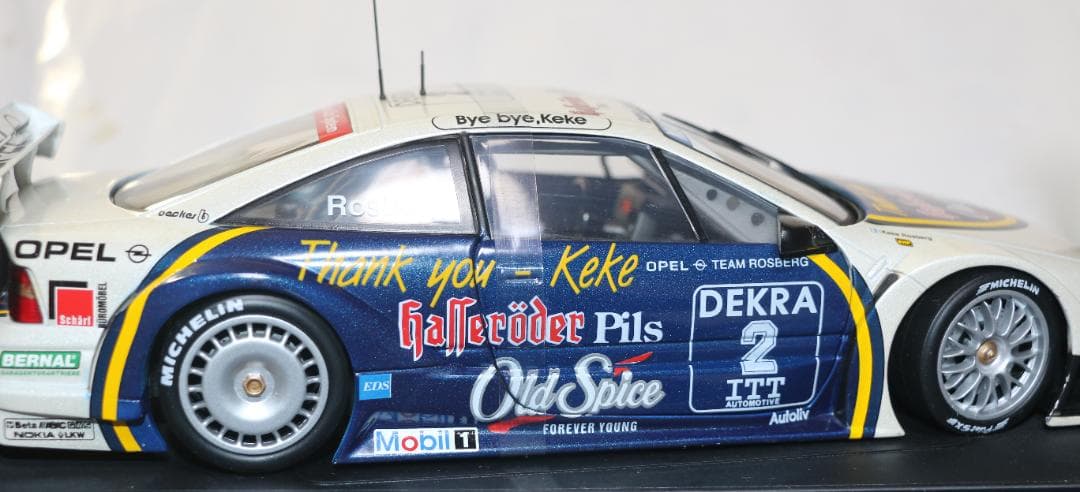 超希少ミニチャンプス(UTモデル)オペル　チームロズベルグDTM仕様　1/18