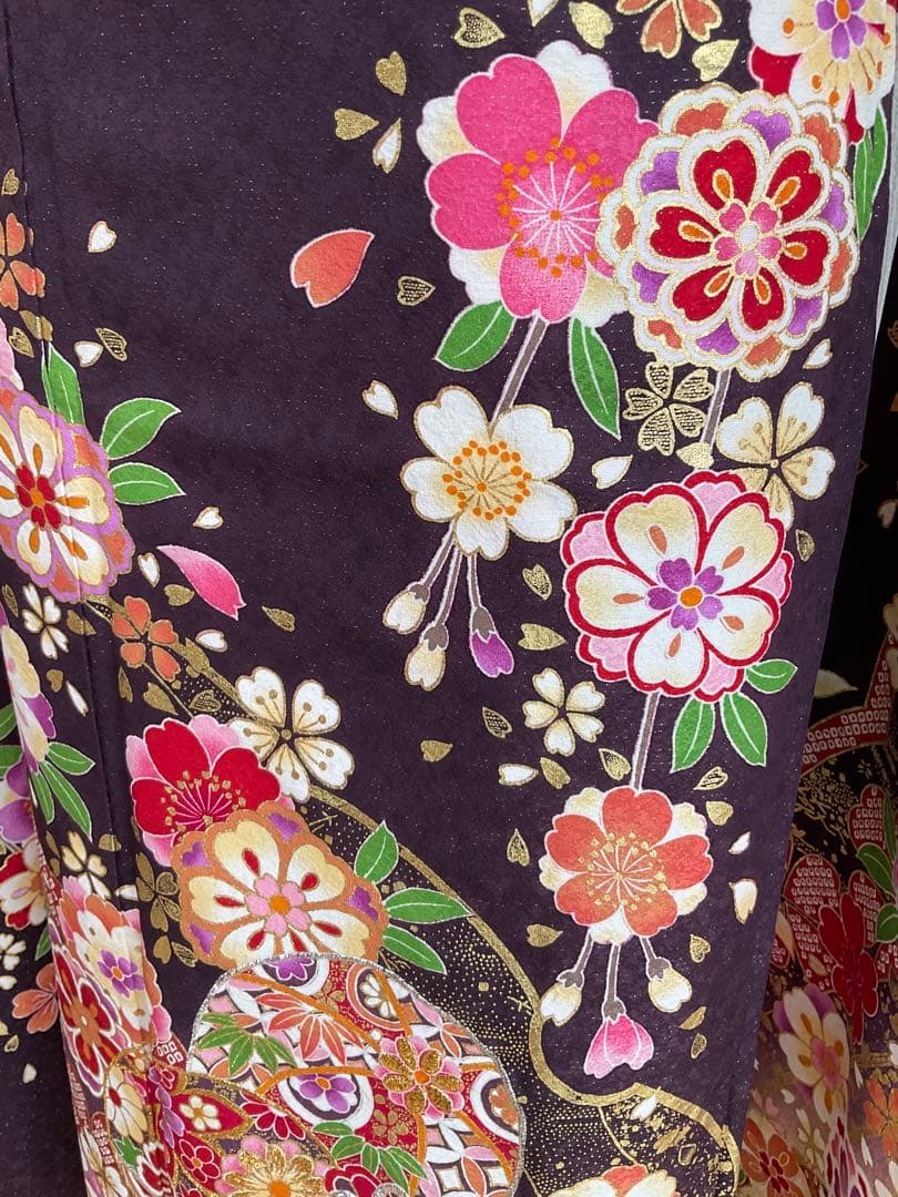 振袖　紫系　濃い紫　桜　 鞠　 熨斗柄 銀通し　正絹
