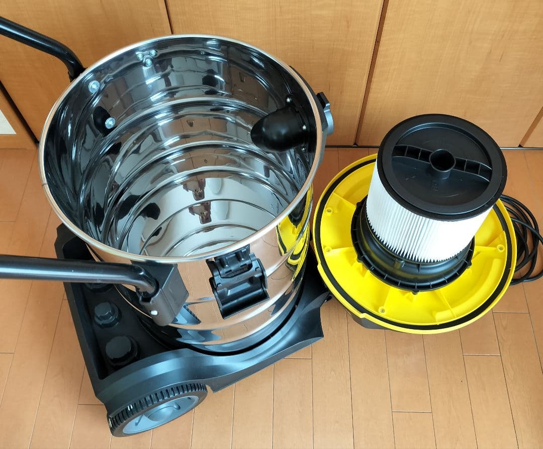 値下げ大型掃除機 　乾湿両用 バキュームクリーナー　 スタンレー STANLEY