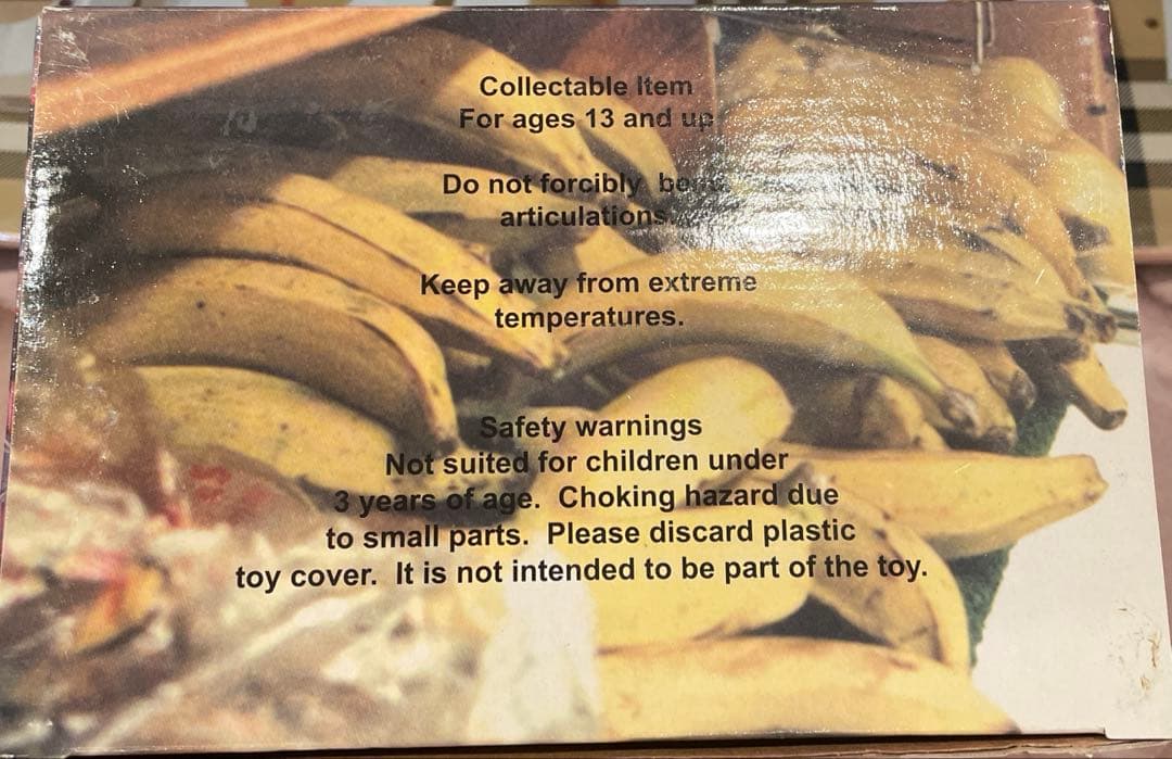 supreme カマチョフィギュア