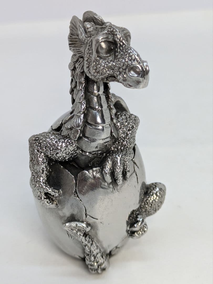 ☆b721、龍はあらゆる願いを叶える 錫 置物 干支 龍（辰） 黒漆加工