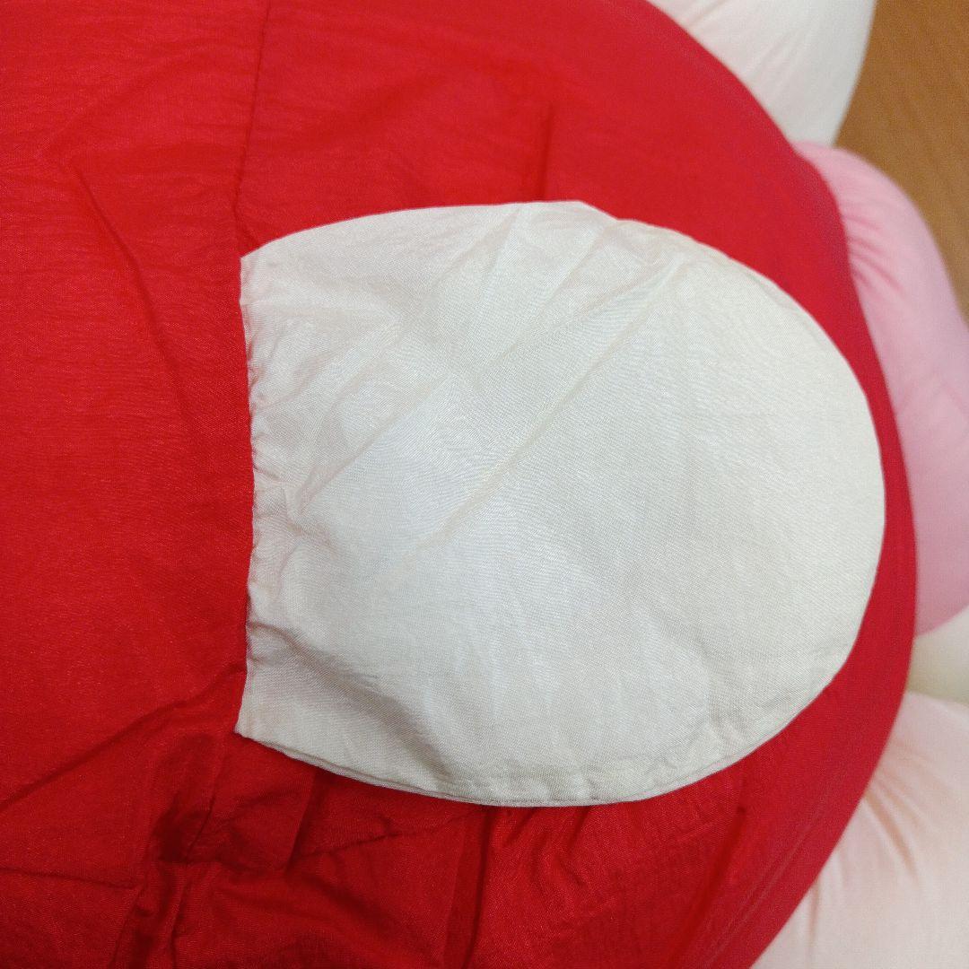 ハローキティ　ぬいぐるみ　高さ約77cm　超特大サイズ　HELLO KITTY