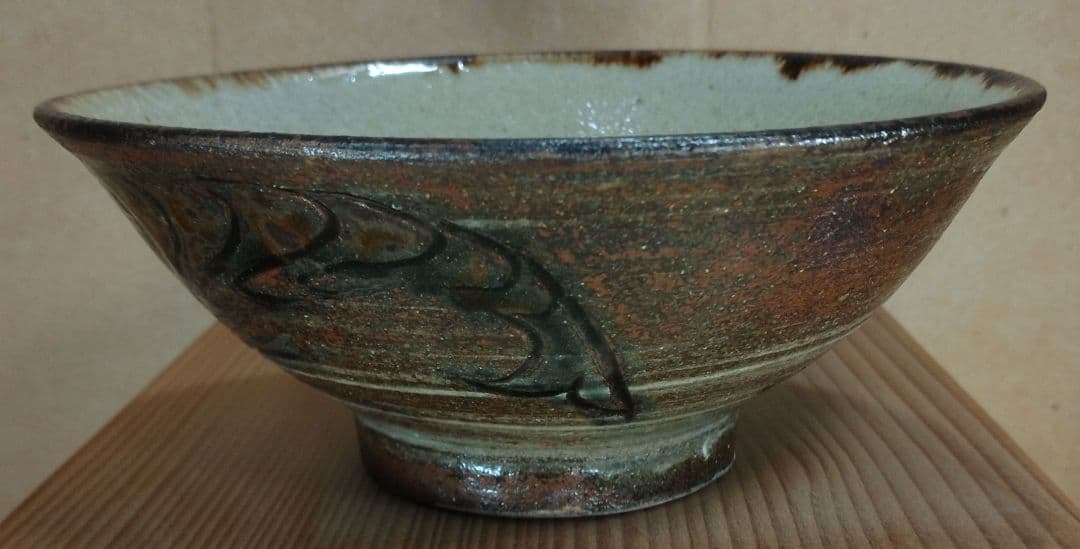 【本物保証】金城次郎 海老魚紋マカイ 壷屋焼 共箱 栞 人間国宝 茶碗 やちむん