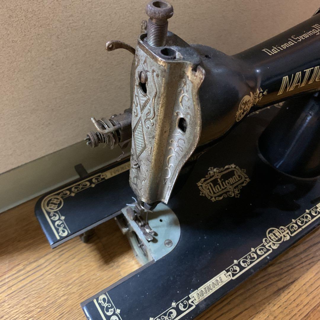 アンティークミシン　インテリア