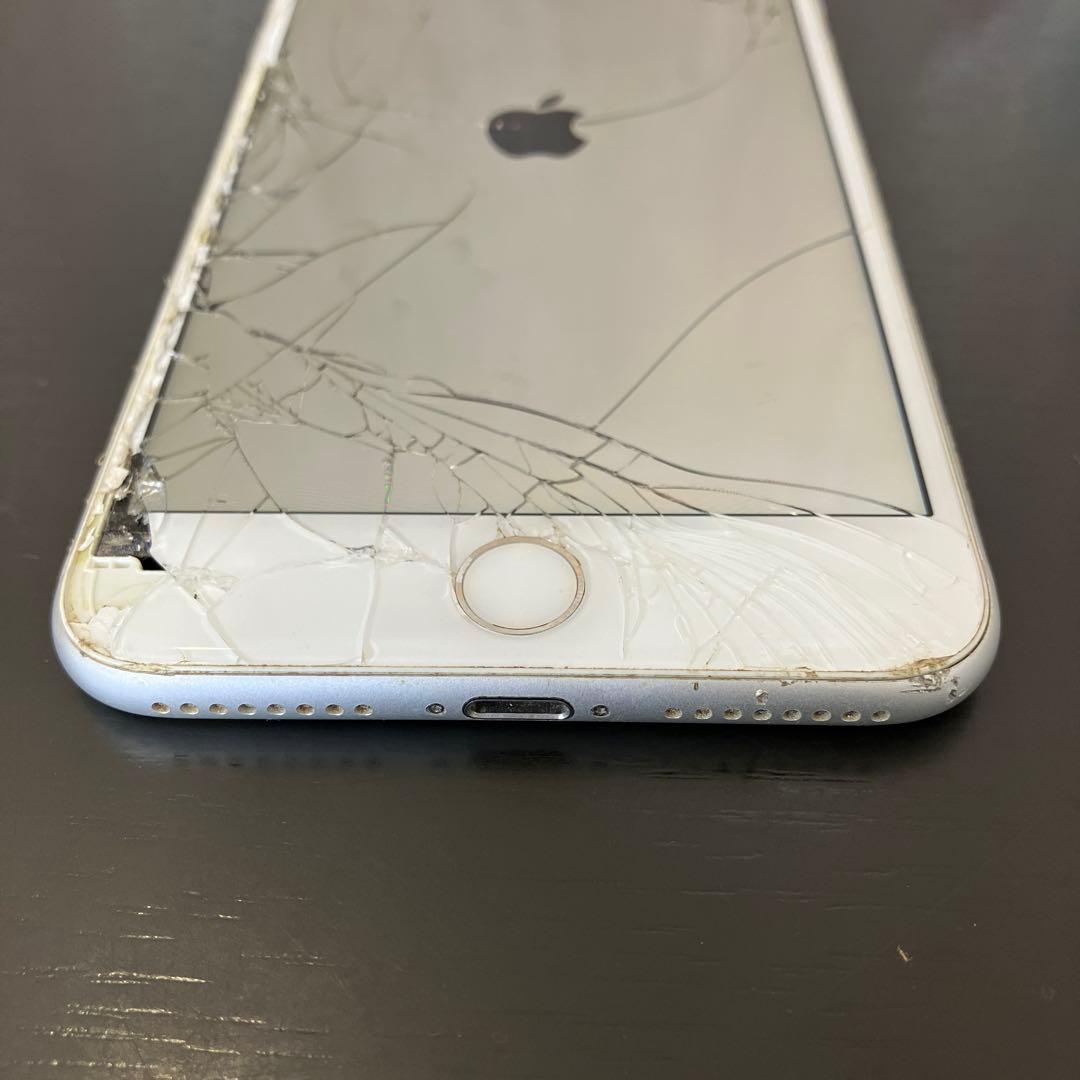 Apple iPhone 8 Plus 64GB シルバー