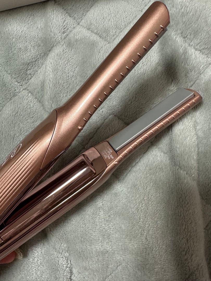 ReFa リファ フィンガーアイロン ピンク　お値引き不可❌