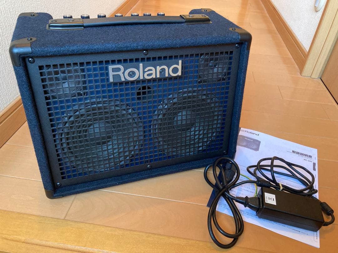 ローランド・ステレオ・キーボード・アンプ　KC-220 純正ACアダプタ付 送込