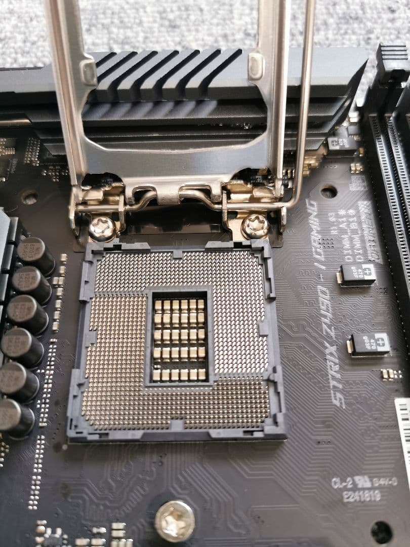 ASUS Z490-I GAMING i9-10850K メモリ32GB