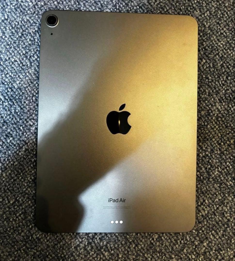 iPad Air （第五世代）スペースグレイ　Wi-Fiモデル　64GB