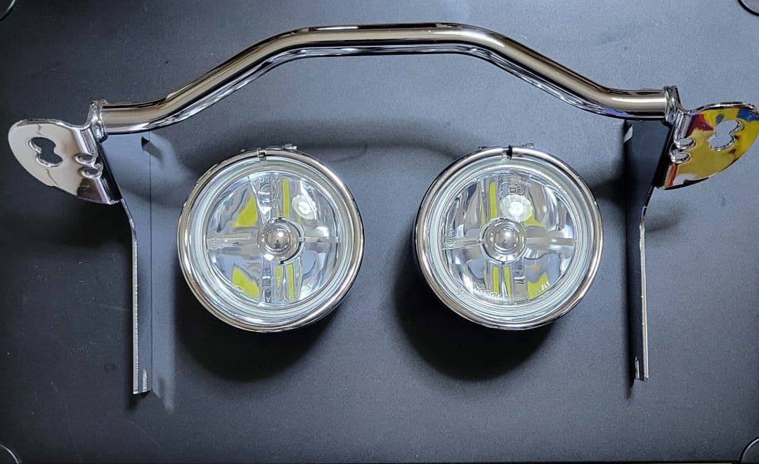 フォグランプ取付ブラケット　ツーリング　ソフテイル　ハーレー純正