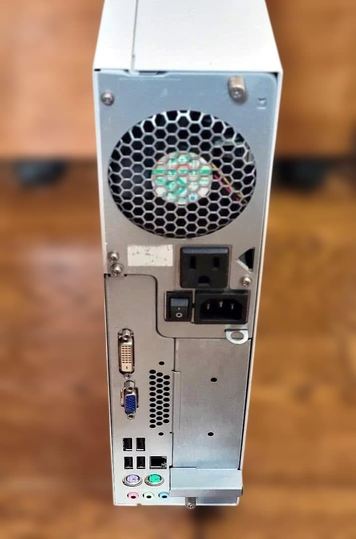 Windowsデスクトップ USED FUJITSU ESPRIMO 'M-718