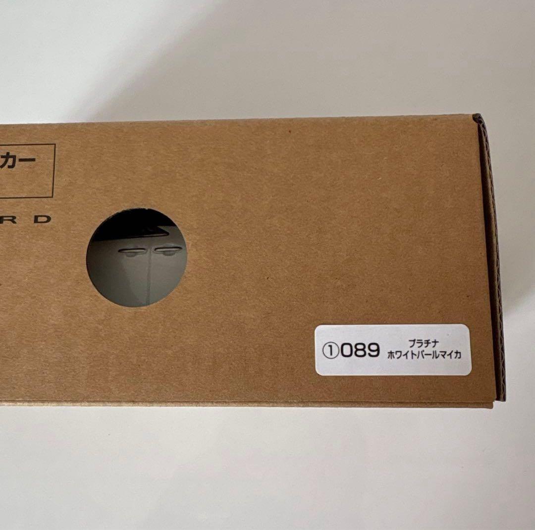 新型アルファード ミニカー カラーサンプル プラチナホワイトパール【非売品】