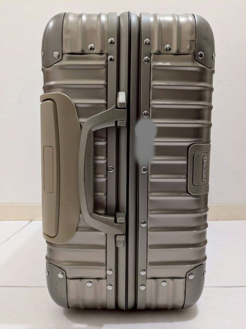 リモワ トパーズ TOPAS 45L 4輪 RIMOWA チタニウム