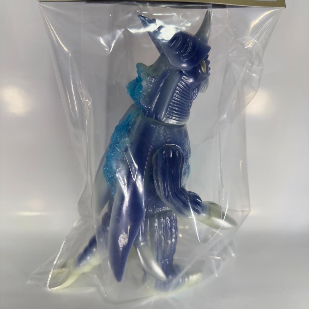 ブルマァク ホタルンガ 蓄光 ソフビアイランド 墓場の画廊 ウルトラマンA