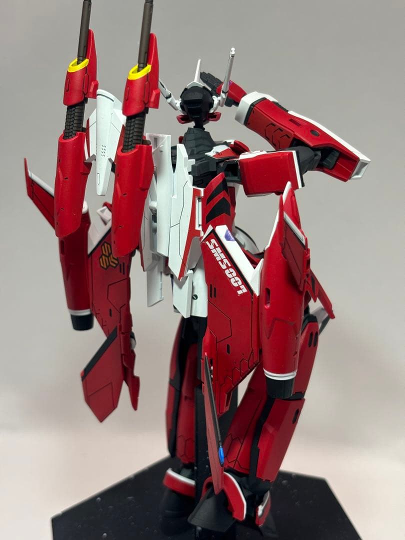 HGデュランダルバルキリー＋シェリル&ランカ〜サヨナラノツバサ〜　塗装完成品