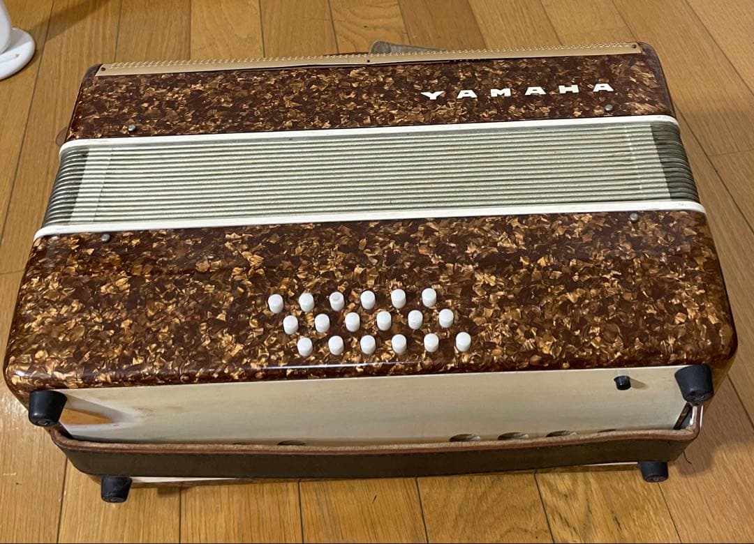 【音出し確認済み】YAMAHA ヤマハ アコーディオン アンティーク ケース付き