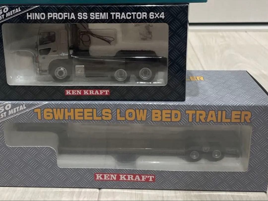 1/50 日野プロフィアSS セミトラクター 6×4 トレーラー　セット