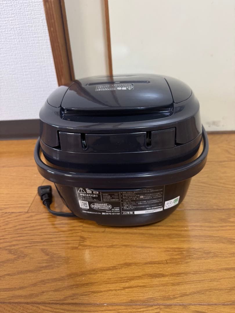 タイガー炊飯器 5.5合炊き JPK-10SC 2022年製