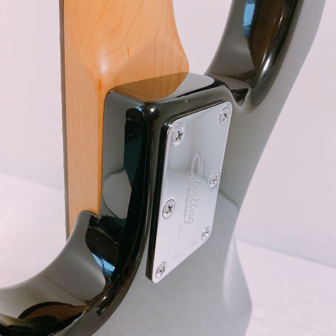 Sterling by Musicman Ray34　4弦ベースギター