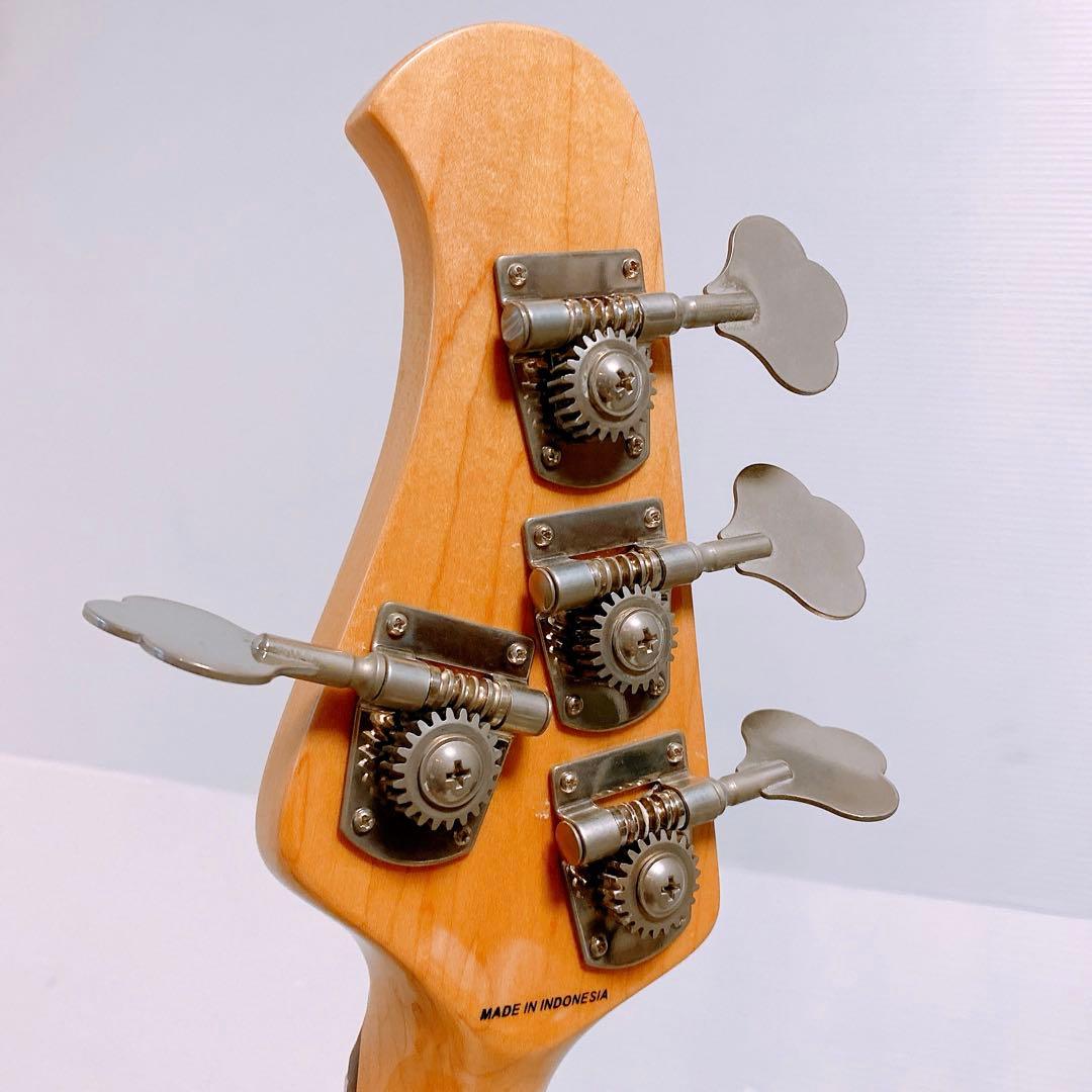 Sterling by Musicman Ray34　4弦ベースギター