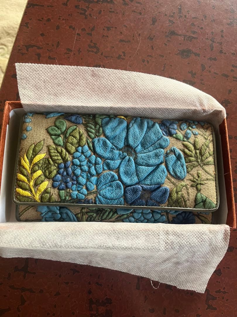 【未使用】デコブランシェ長財布