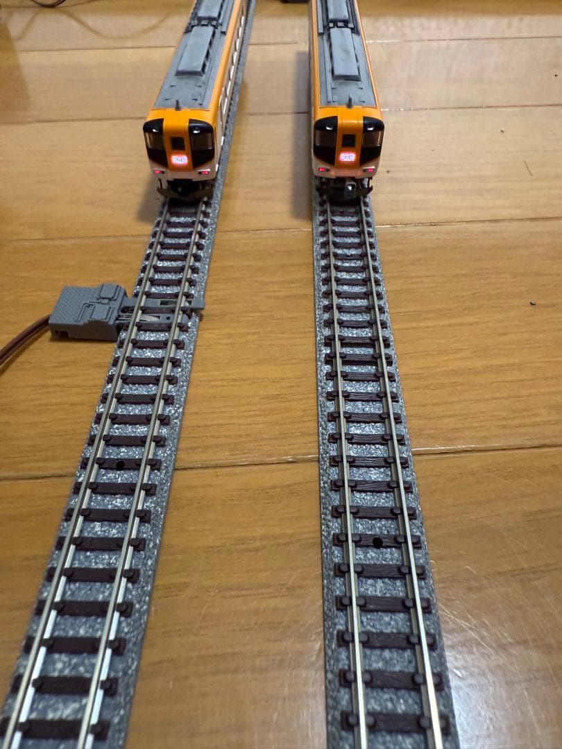 近鉄Nゲージ　ビスタカー　新塗装