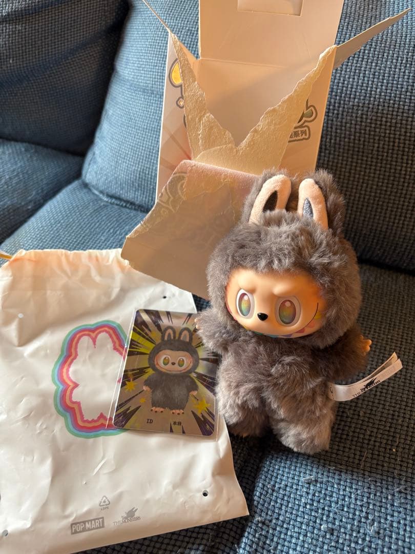 ラブブ シークレット 正規品