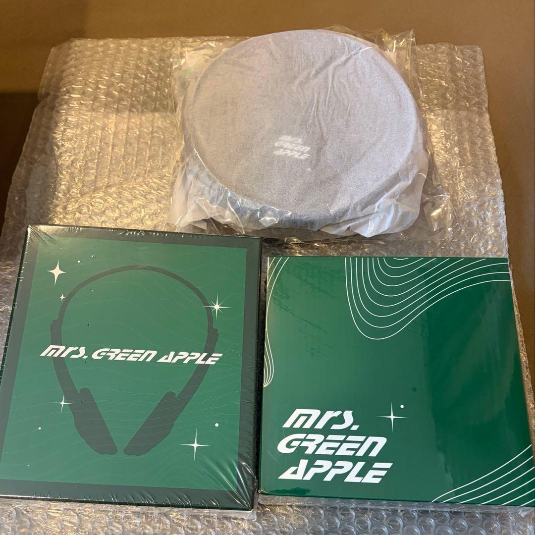 Mrs..GREEN APPLE ヘッドフォン　CDプレーヤー　ショルダーバッグ