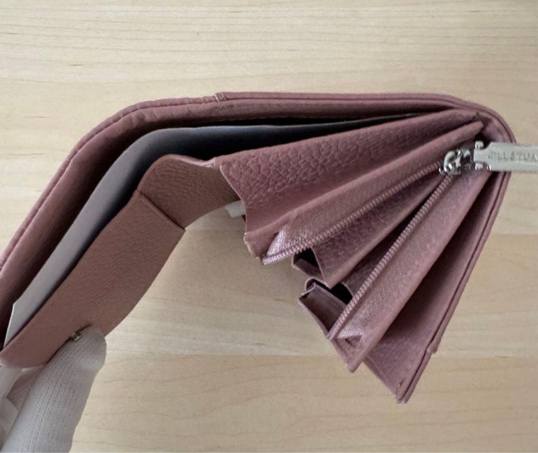 新品☆ジルスチュアート シボ革 レザー 二つ折り財布 ルナティ ☆ピンク