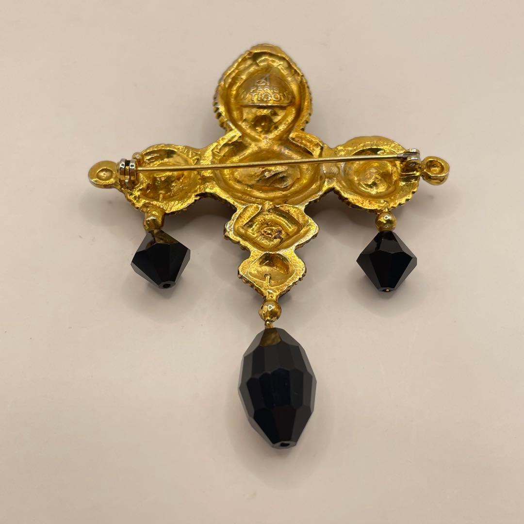 TH-M0546　ANTIGONA アンティゴナ ブローチ ゴールド