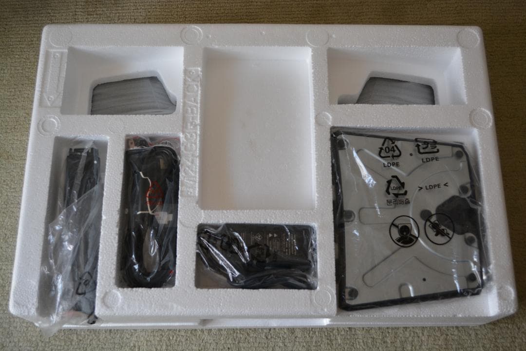 Pixio PXC243 湾曲モニター 23.6インチ 144Hz