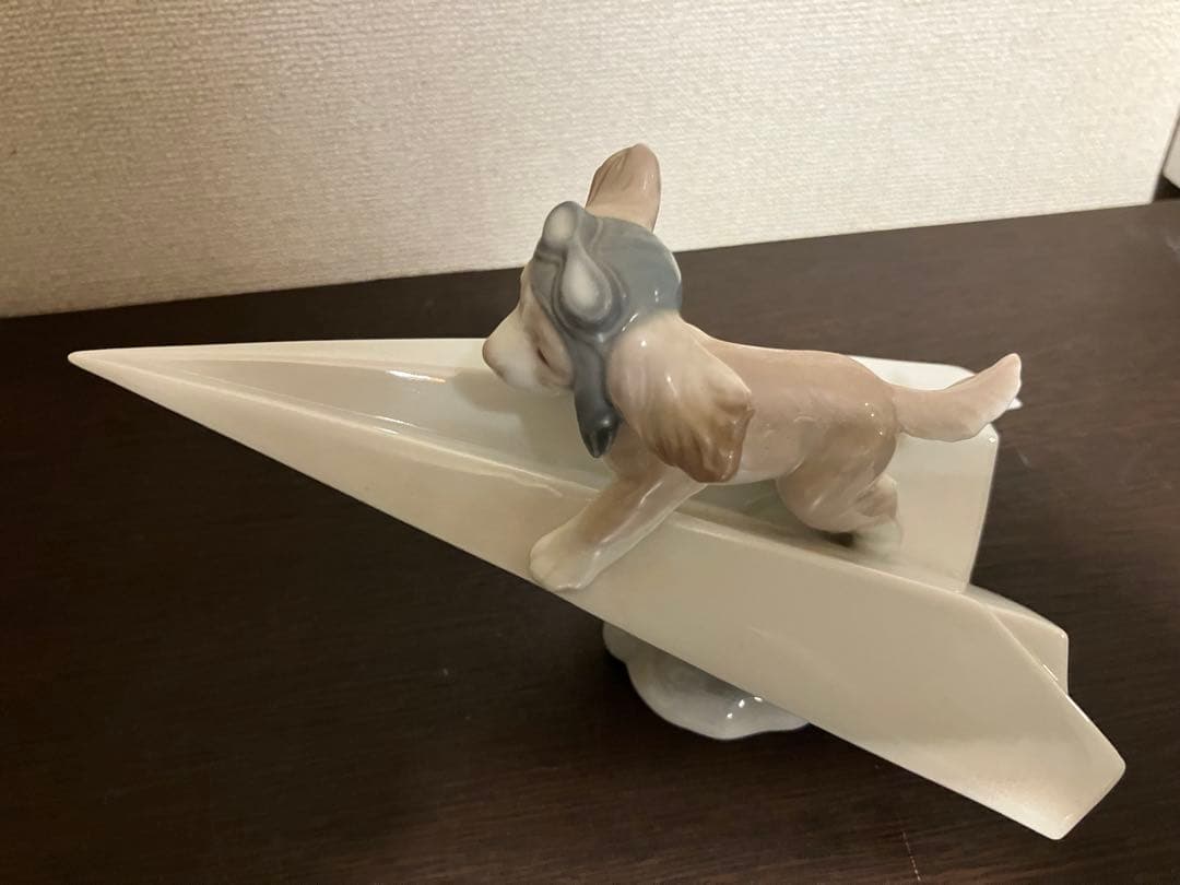 LIADRO リアドロ 犬と紙飛行機 可愛いパイロット