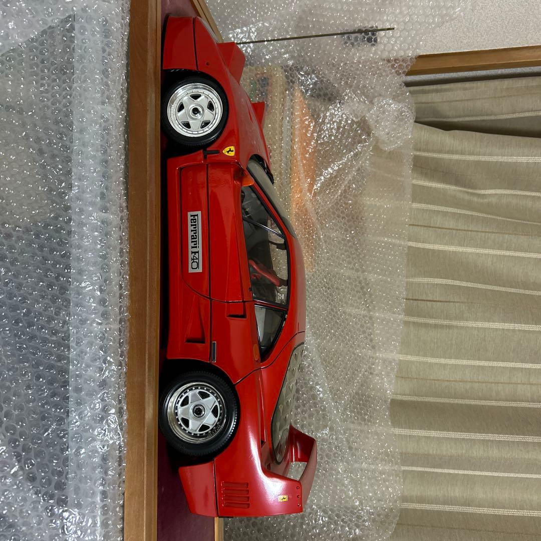 Ferrari F40 模型。ケース付き。