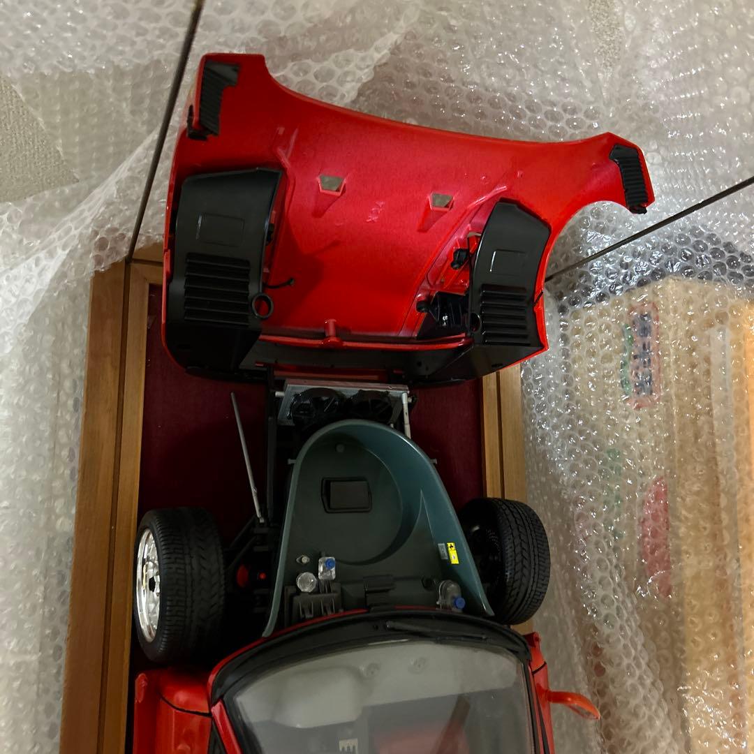 Ferrari F40 模型。ケース付き。