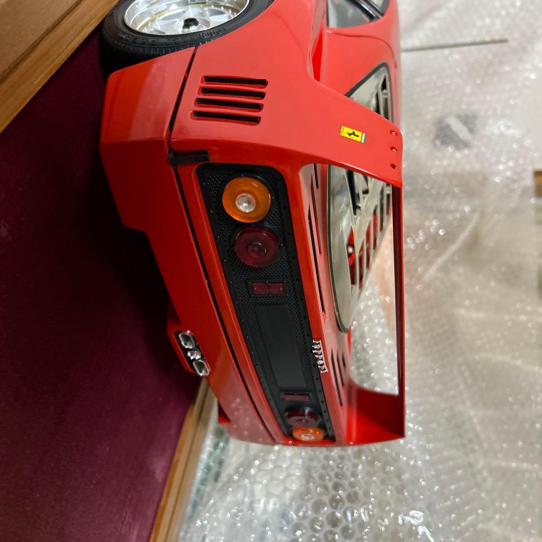 Ferrari F40 模型。ケース付き。