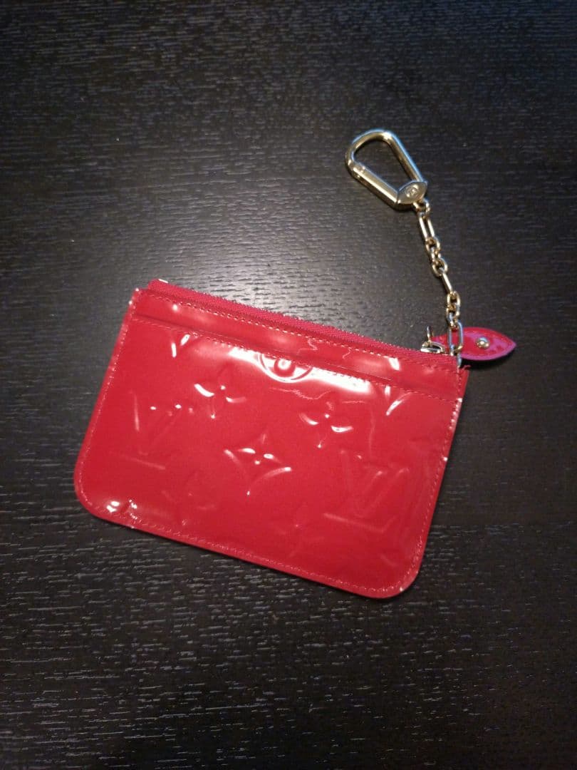 ルイヴィトン ヴェルニ ポシェットクレ ケース M90214 レッド　小銭