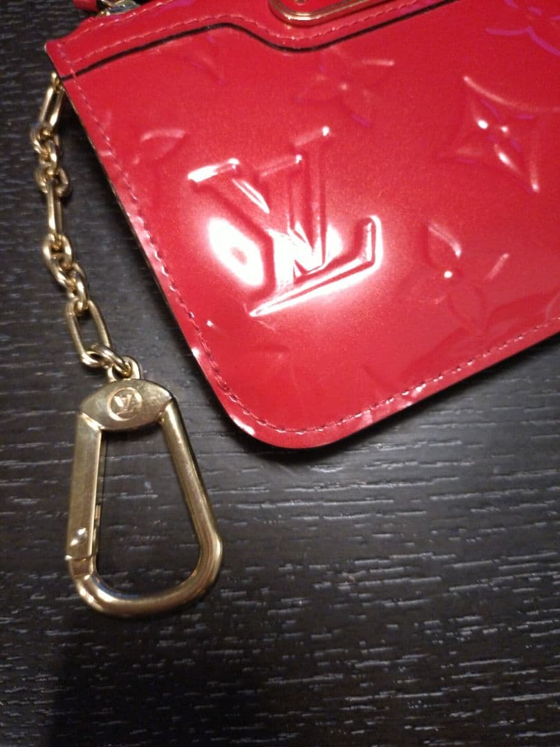 ルイヴィトン ヴェルニ ポシェットクレ ケース M90214 レッド　小銭