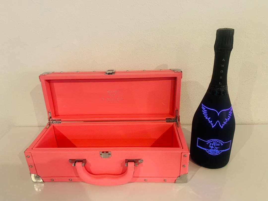 エンジェル　ANGELシャンパン750ml ピンク　未開栓