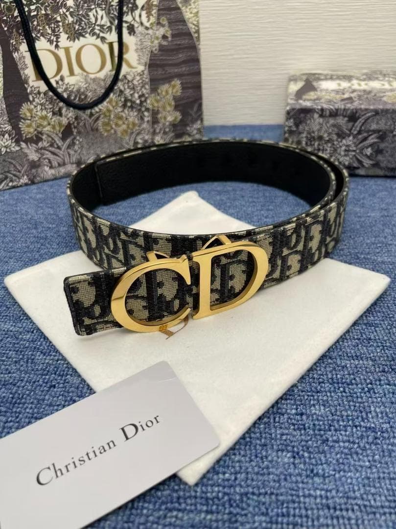 Christian Dior ロゴ入りベルト