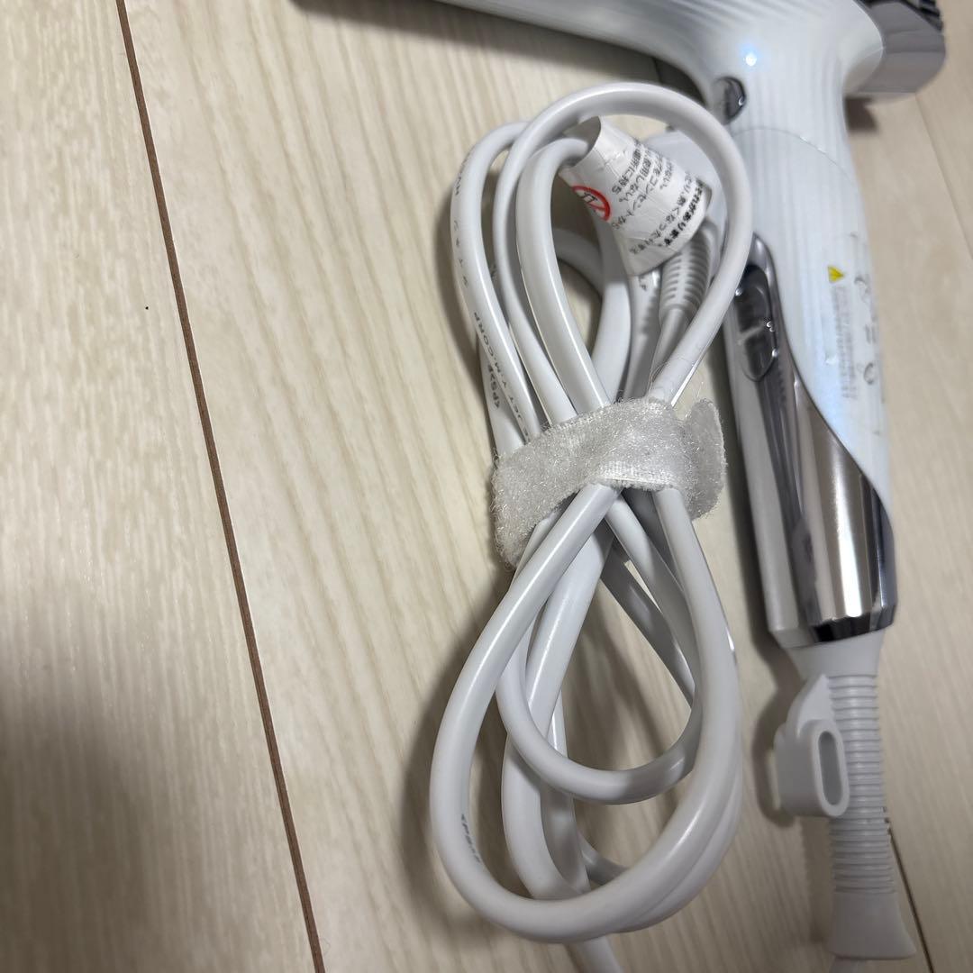 2024年製　ReFa BEAUTECH DRYER S+ ホワイト