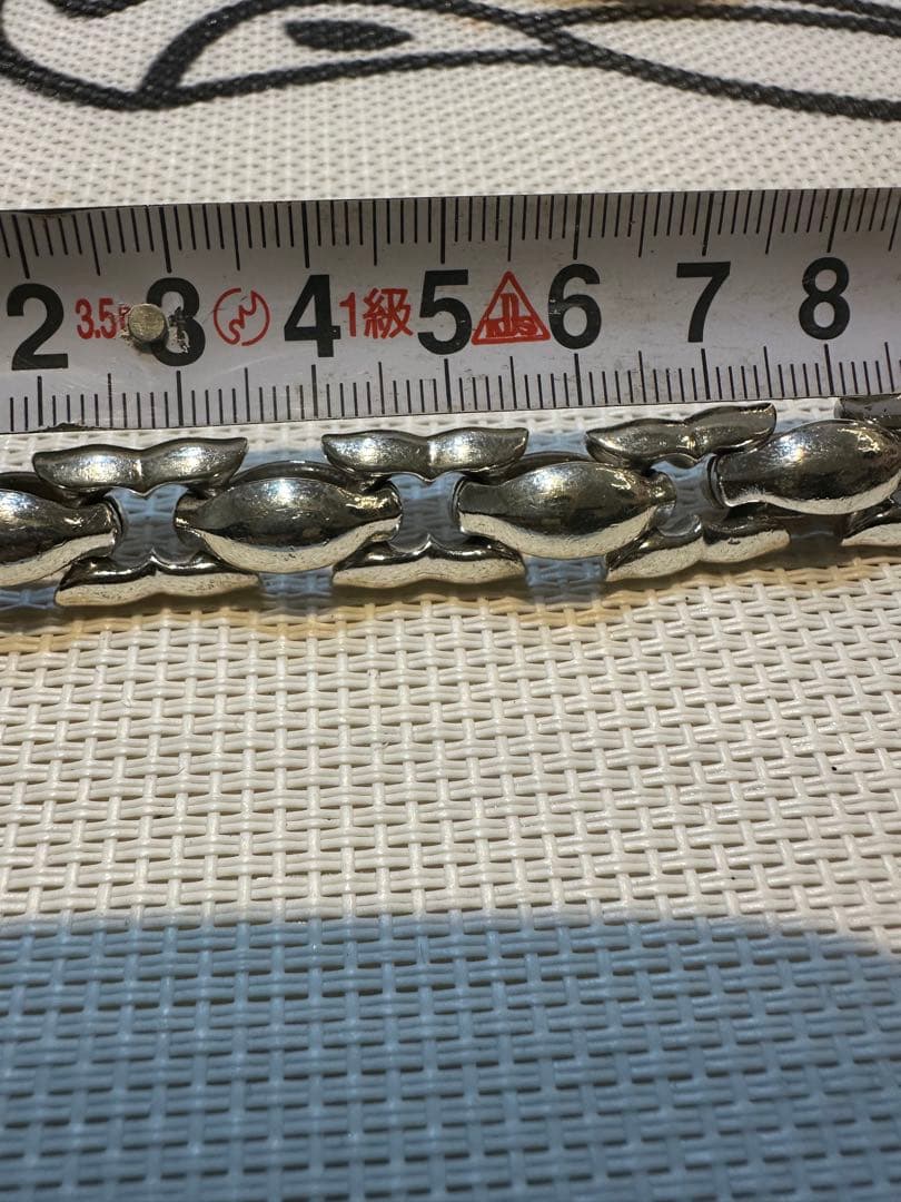 ロンワンズ、ディープタッチブレスレット