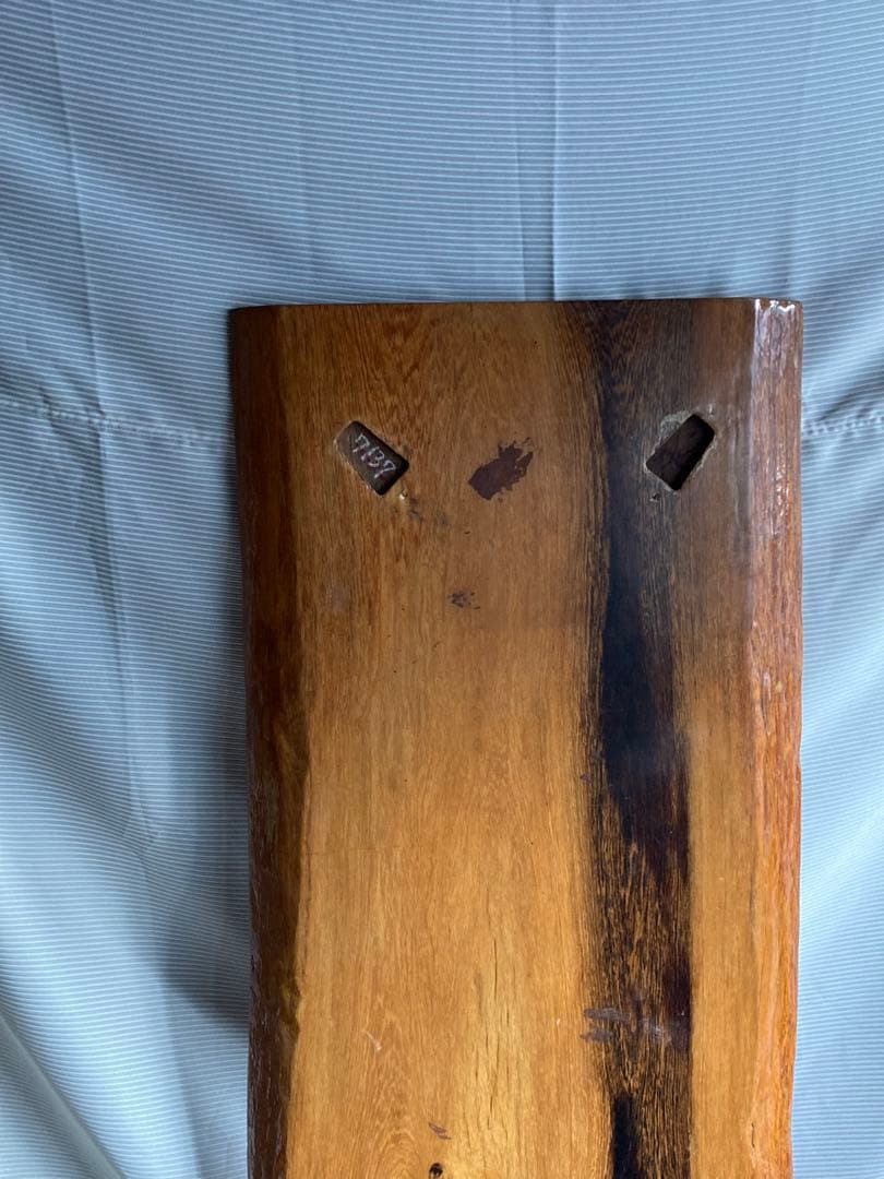 無垢　一枚板　カウンター　ブビンガ?