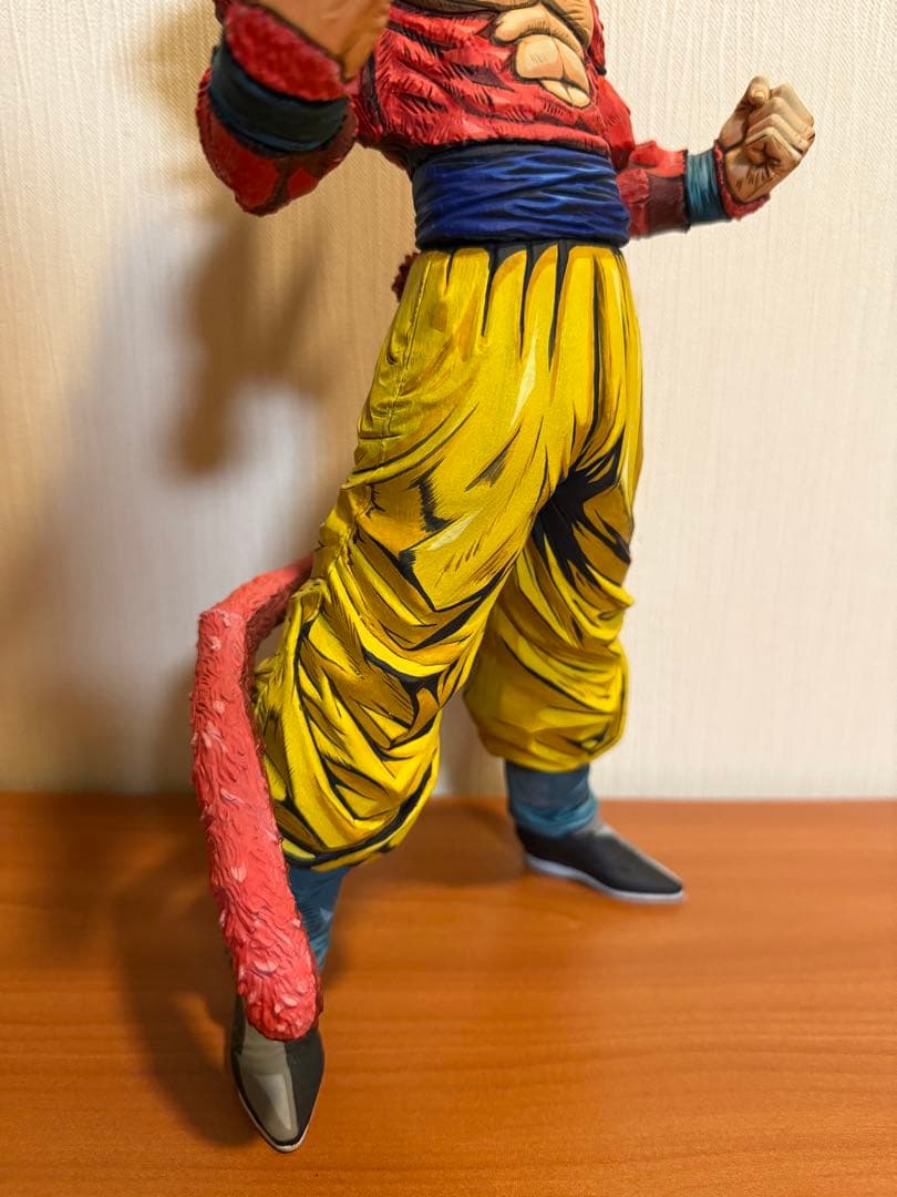 ドラゴンボール　SMSP 超サイヤ人4 孫悟空 フィギュア　フルリペイント