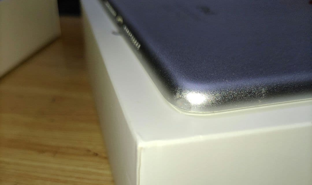 iPad本体 iPad mini 4 128GB Wi-Fi + Cellular